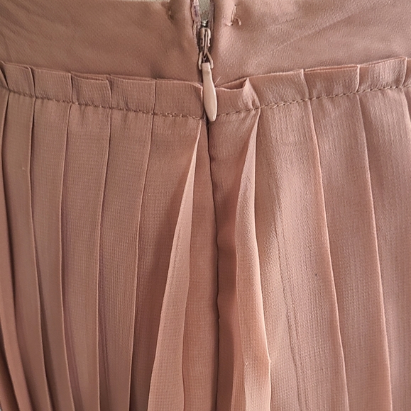 New Lauren Conrad skirt🌷 - Picture 6 of 8